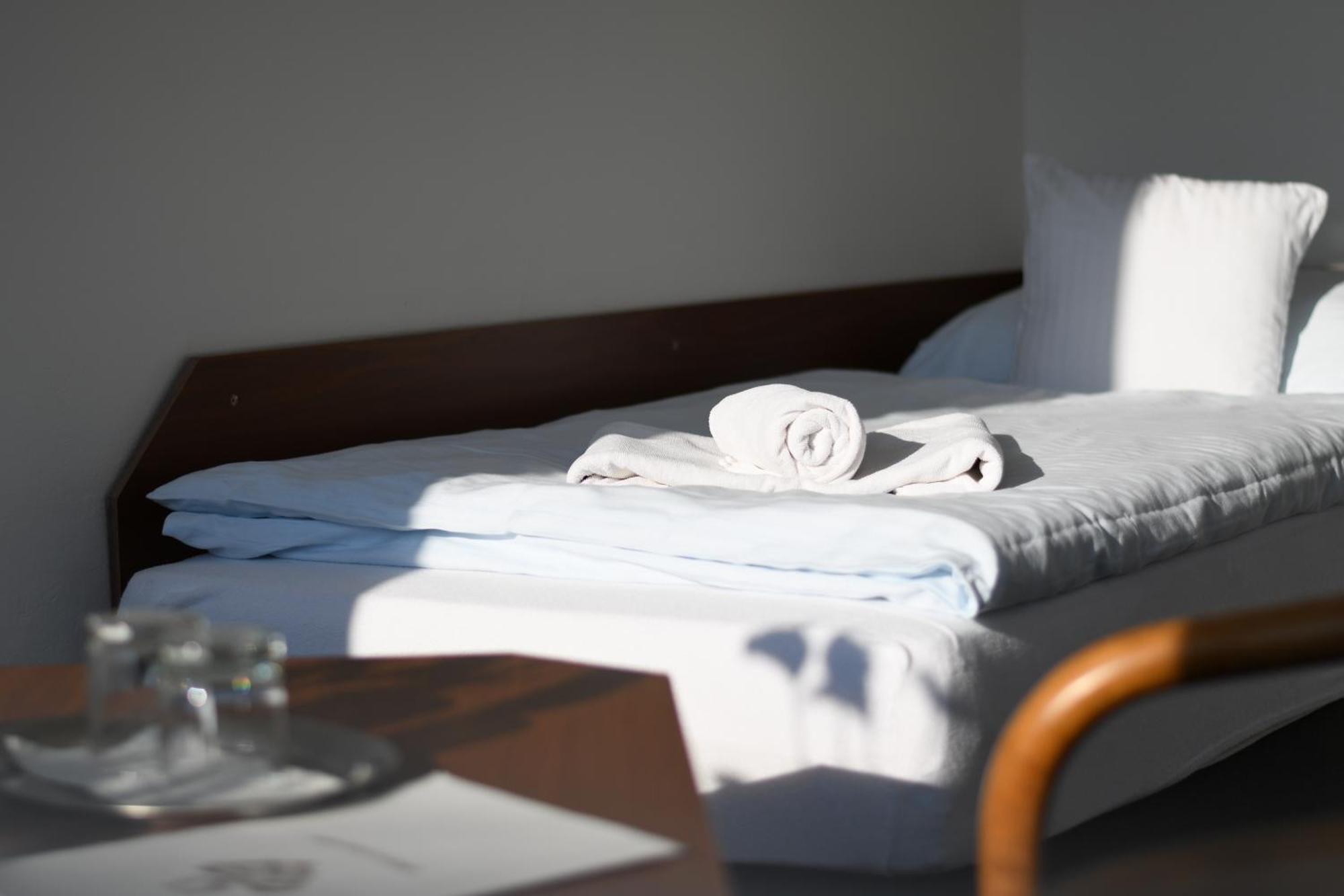 Hotel Dobruška エクステリア 写真